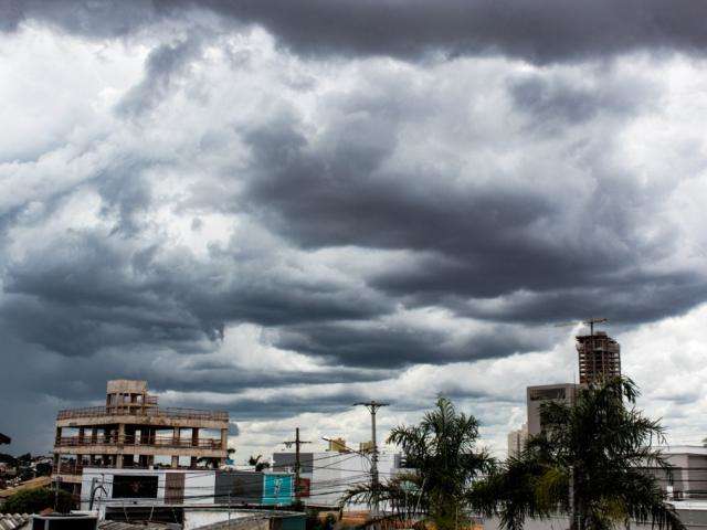 Calor&atilde;o de at&eacute; 38&ordm;C com chuva &agrave; tarde continuam at&eacute; sexta-feira, prev&ecirc; Inmet