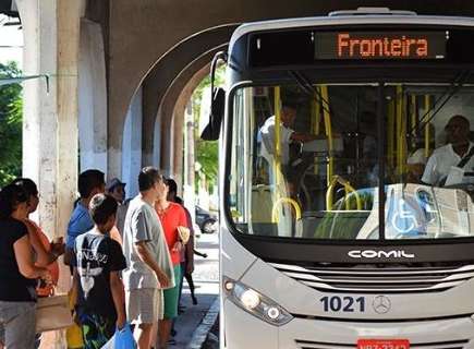 Prefeitura isenta imposto para que tarifa de ônibus não passe de R$ 2,80