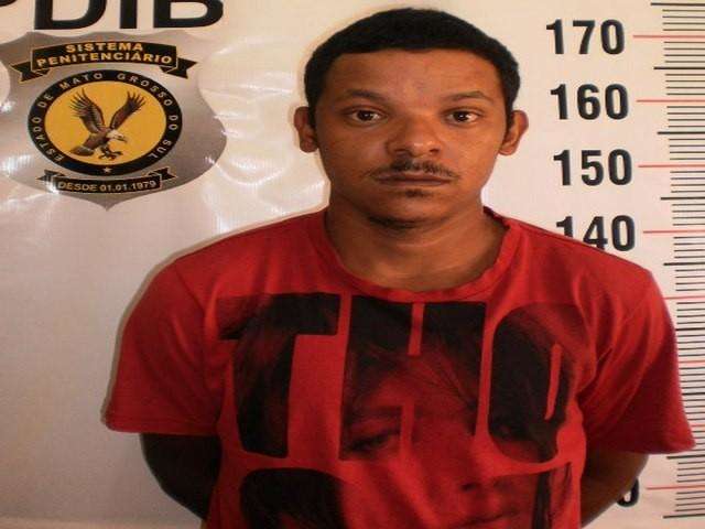 Pol&iacute;cia identifica suspeito de assassinar homem encontrado morto em milharal 