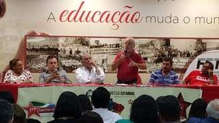 Biffi, durante discurso de apoio à candidatura de Lula em 2018, em Campo Grande (Foto: Divulgação/PT)