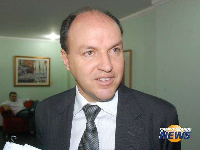L&iacute;der do governo diz que inten&ccedil;&atilde;o &eacute; &ldquo;regionalizar&rdquo; incentivos aos munic&iacute;pios