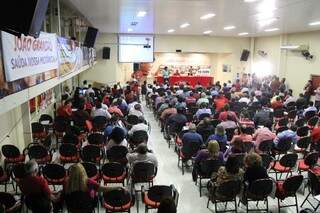 Encontro regional do PT reuniu cerca de 300 pessoas (Foto: Marcos Ermínio)
