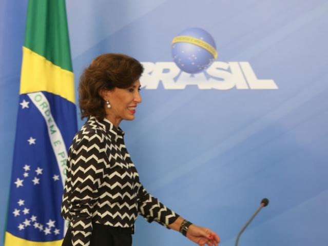 Alegando motivos pessoais, presidente do BNDES pede demiss&atilde;o