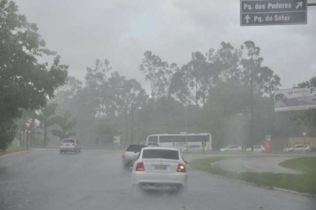 Capital registra segunda chuva com granizo em menos de 48 horas