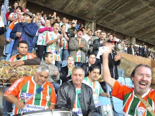 Come&ccedil;a o segundo tempo no Moren&atilde;o; torcida de Navira&iacute; acredita na vit&oacute;ria