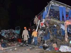 Identificadas duas vítimas do acidente entre ônibus e caminhão na BR-163