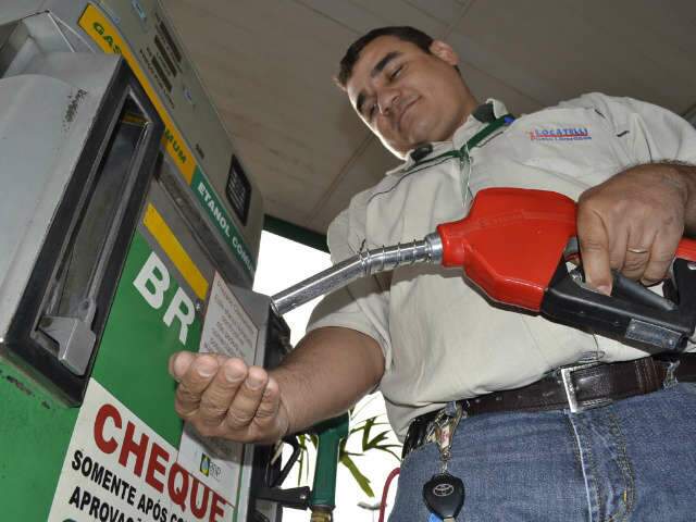  Abastecimento est&aacute; comprometido para gasolina, &aacute;lcool e at&eacute; diesel