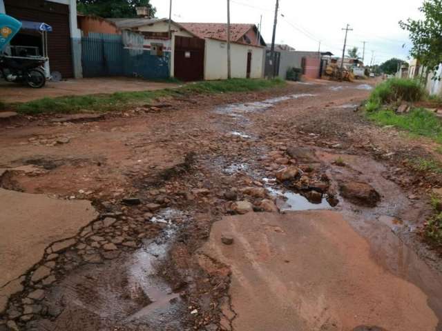 Governo de MS lan&ccedil;a pacote de licita&ccedil;&otilde;es para asfalto em 22 cidades