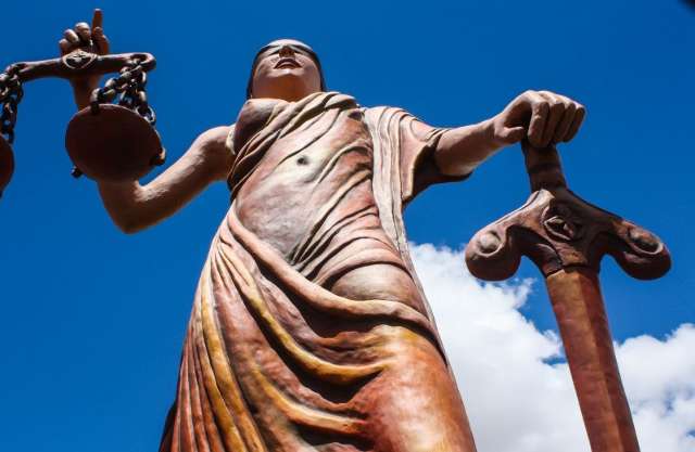 Tribunal cria &quot;juiz sem rosto&quot; para enfrentar organiza&ccedil;&otilde;es criminosas
