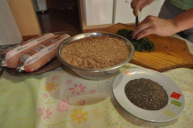 Comer chia est&aacute; t&atilde;o na moda que at&eacute; o quibe ganhou vers&atilde;o funcional 