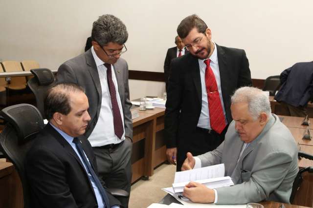 Projeto reserva vagas de trabalho a detentos na administra&ccedil;&atilde;o estadual
