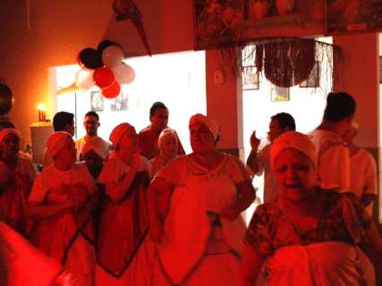 Festa do Tranca Rua das Almas celebra Exu, figura respeitada na Umbanda