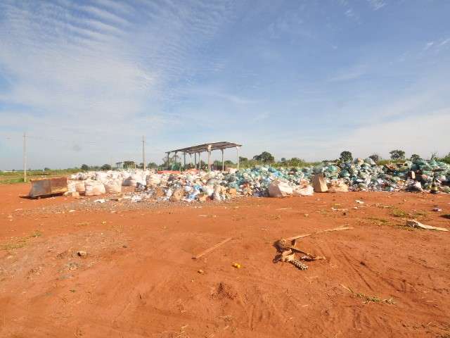 Minist&eacute;rio P&uacute;blico investiga destino de chorume do aterro sanit&aacute;rio 