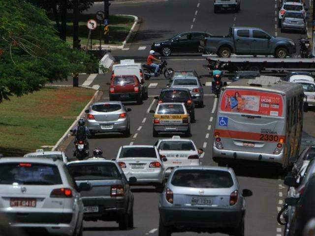 Contribuintes t&ecirc;m at&eacute; dia 31 para pagar IPVA com 15% de desconto