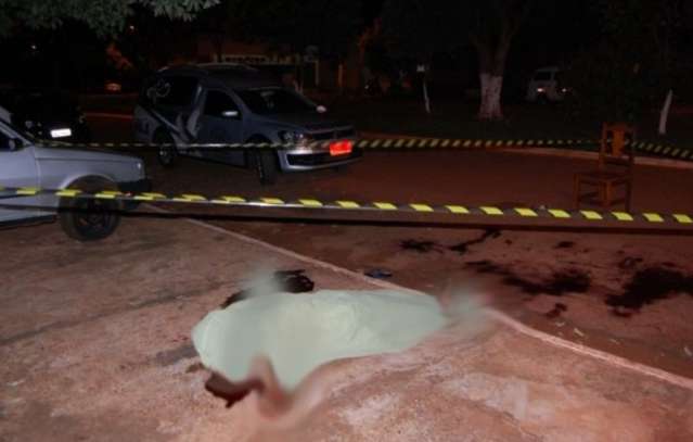 Homem &eacute; preso em flagrante ap&oacute;s matar colega de trabalho a facadas 