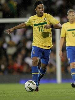 Ronaldinho Gaúcho volta ao time do Flamengo depois de disputar amistoso com a seleção. (Foto: Mowa Press)