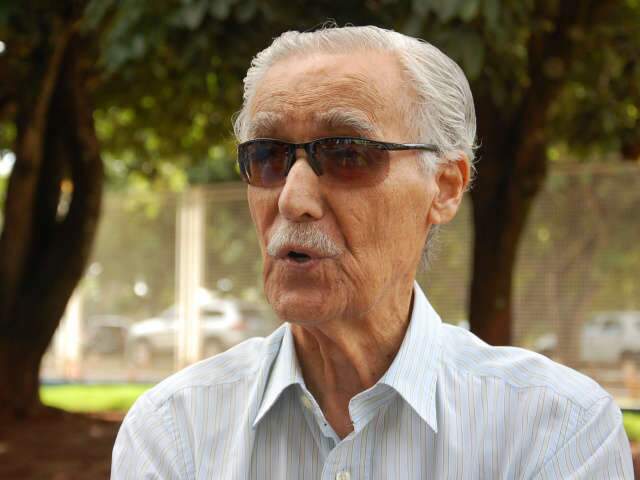  Para Wilson Barbosa Martins, pesquisas excluem candidatos sem t&iacute;tulos