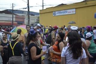 Pelo menos 200 pessoas aproveitaram o sábado de Carnaval no Cordão da Valu (Fotos: Francisco Junior)