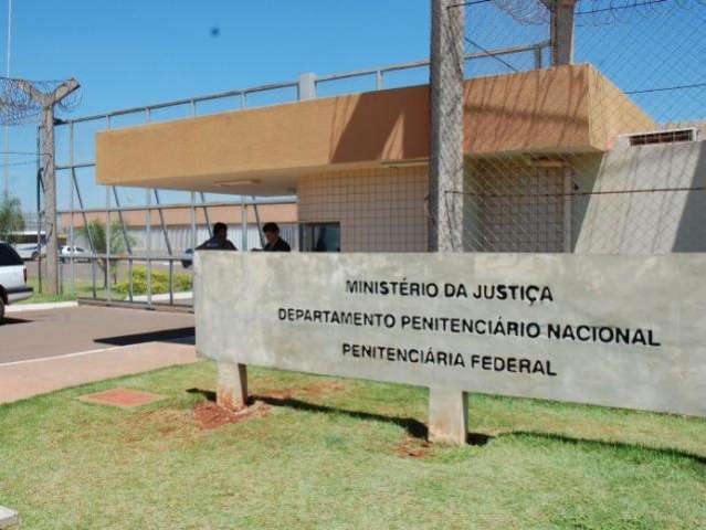 Detentos do pres&iacute;dio federal recebem ajuda de fac&ccedil;&atilde;o
