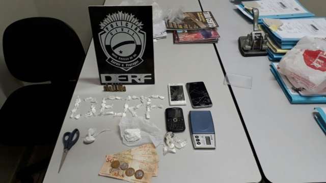 Suspeito de integrar o PCC &eacute; preso com coca&iacute;na e muni&ccedil;&otilde;es na Capital