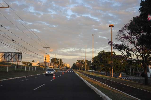 Domingo vai ser ensolarado e quente em todo o Estado