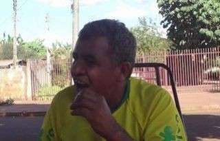 Homem &eacute; encontrado com sinais de espancamento e queimaduras e morre no hospital