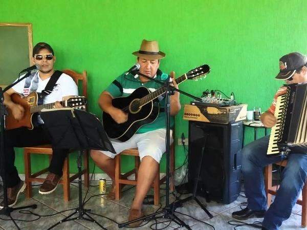Com dupla sertaneja, Comercial encara o Sete neste domingo no Moren&atilde;o