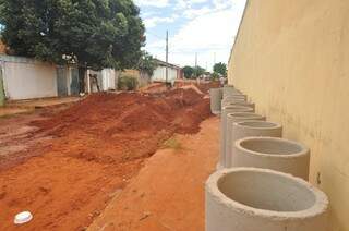 Obras de drenagem foram concluídas, na semana passada, no Jardim Bellinate (Foto: Marcelo Calazans)