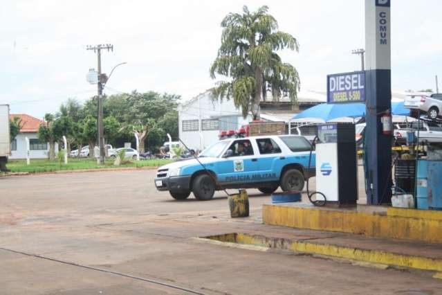 Idoso &eacute; ferido nas costas por travesti ap&oacute;s discuss&atilde;o na BR-262