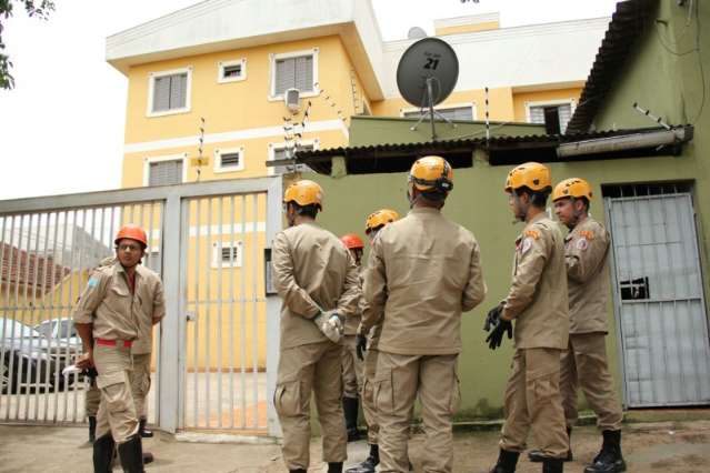 Pai nega R$ 50 mil, rapaz inventa que matou namorada e mobiliza bombeiros