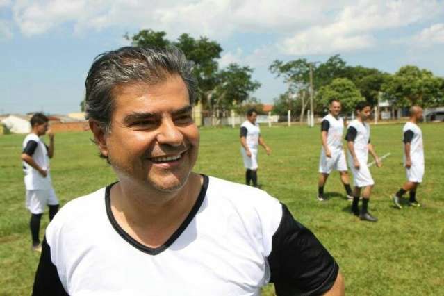 Pr&eacute;-candidato ao governo, Nelsinho confirma que deixa cargo em janeiro