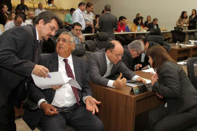 Na &uacute;ltima sess&atilde;o do semestre, LDO &eacute; aprovada por unanimidade e sem emendas