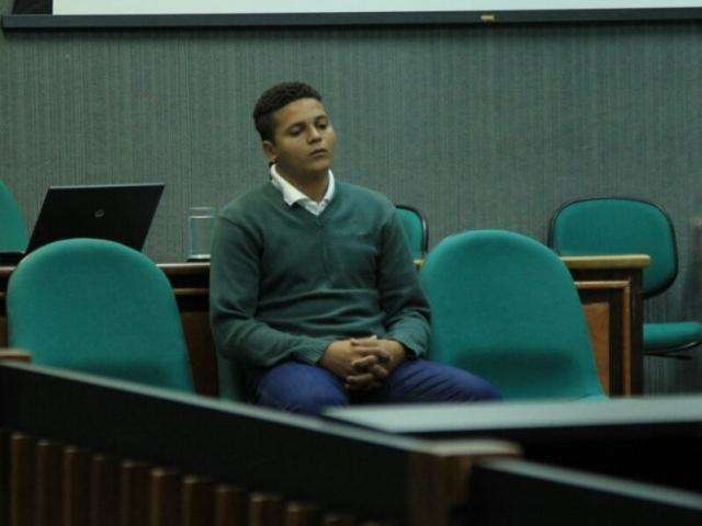 Depois de delatar Nando, comparsa tem pena reduzida em 3 anos