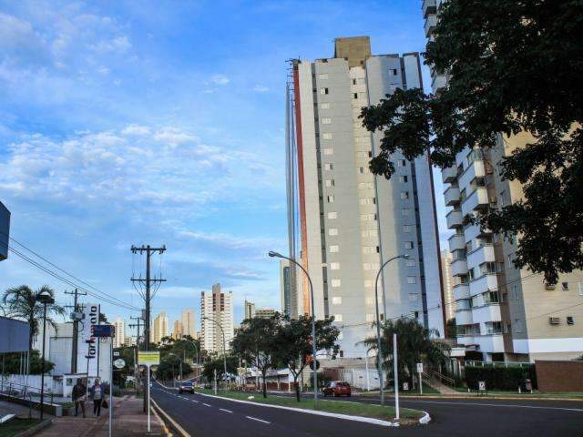 Sol predomina no Estado e, mesmo com chuva &agrave; tarde, calor chega a 35&deg;C