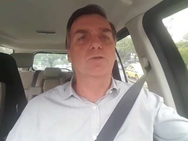 Bolsonaro faz alerta sobre golpista que usa o nome dele e age na Capital