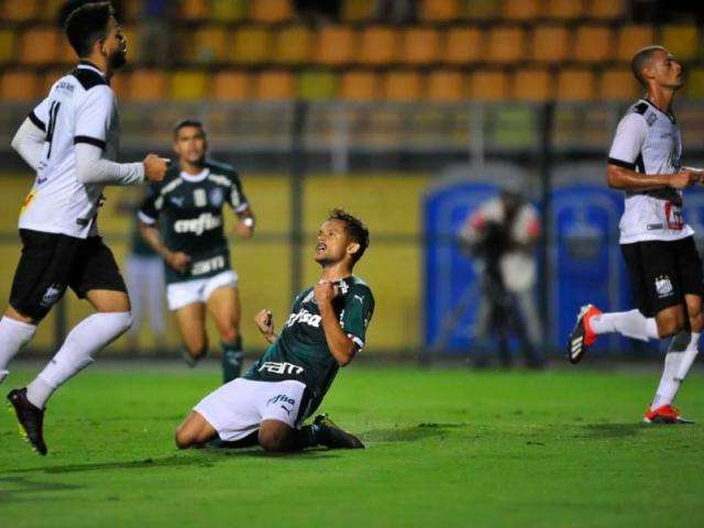 Palmeiras faz 2 a 0 no Bragantino e retorna &agrave; lideran&ccedil;a do Grupo B 