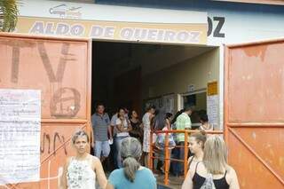 Escola Municipal Profº Aldo de Queiroz; alunos com deficiência terão prioridade. (Foto Gerson Walber)