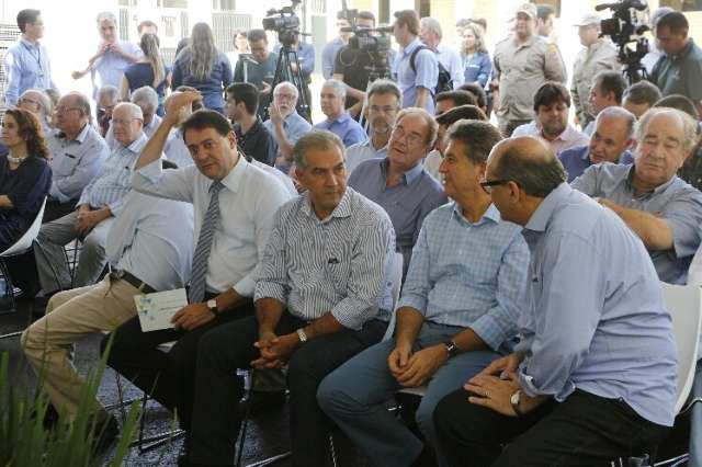 Reinaldo chega a Dourados para lan&ccedil;amento e entregas de obras