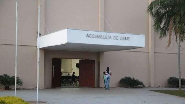 Igreja fundada por Olarte est&aacute; proibida de usar nome da Adna
