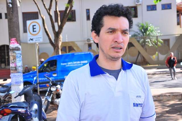 Professores municipais aprovam retomada de greve a partir do dia 4