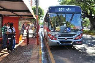 Inquérito vai apurar se houve cobrança indevida nas passagens de ônibus. (Foto: João Garrigó)