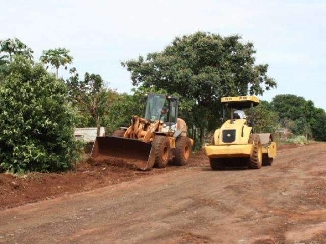 Prefeitura licita  servi&ccedil;os em 1,1 mil km em ruas n&atilde;o pavimentadas da Capital
