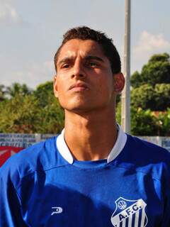 Daniel, da equipe de Aquidauana, é o artilheiro do Estadual com 16 gols. (Foto: Aquidauananews)