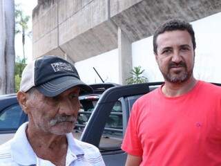 Alciso Ferreira e o filho vieram de Nova Alvorada do Sul (Foto: Henrique Kawaminami)