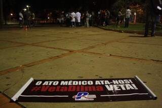 Praça também foi cenário de manifestação contra Ato Médico. (Foto: Marcos Ermínio)