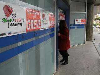 Bancários seguem  em greve após patrões não aumentarem proposta (Foto: Marcos Ermínio/Arquivo)