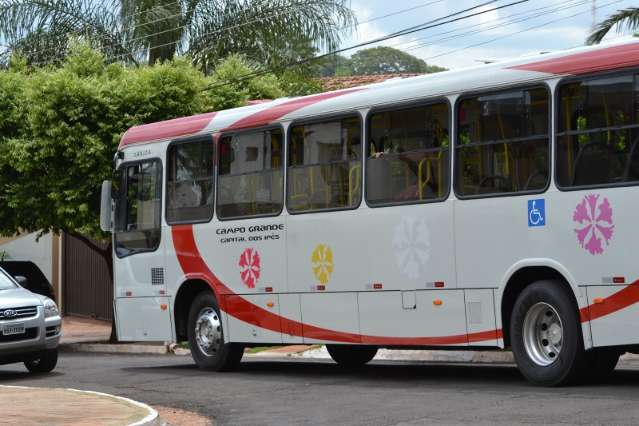 Prefeitura oficializa revoga&ccedil;&atilde;o de contrato com empresas de &ocirc;nibus