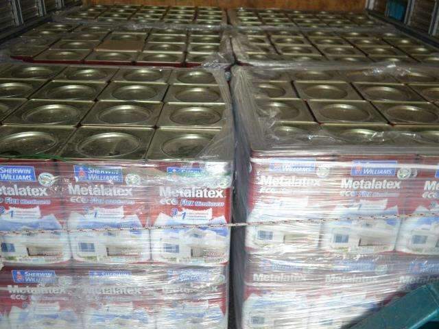 Empresa doa 4,3 mil litros de tinta para pintar fachada da Santa Casa