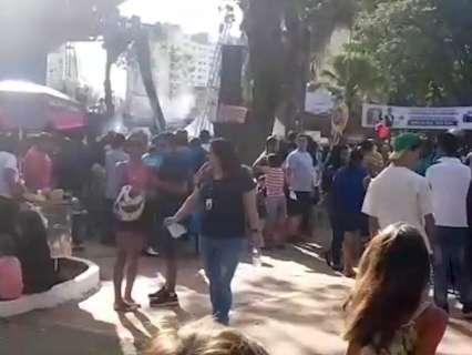 Praça do Rádio Clube começa a encher para a Festa do Trabalhador
