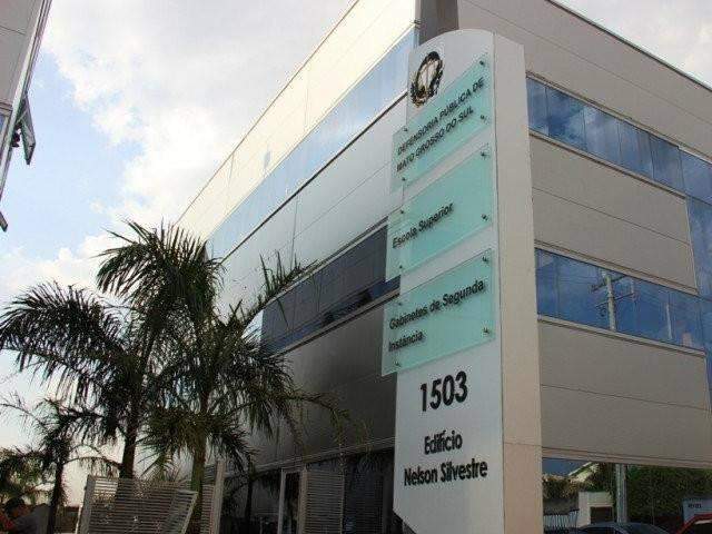 Defensores de MS tamb&eacute;m reajustam os pr&oacute;prios sal&aacute;rios para R$ 35,4 mil